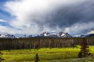 Sawtooth Mountains-0010.jpg